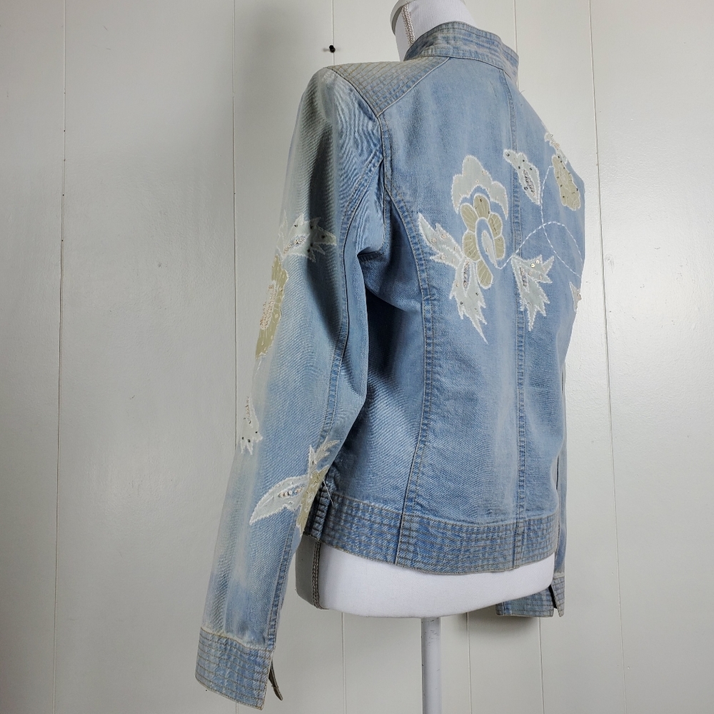 Christopher & Banks jean jacket with floral embroidery size small - Picture 6 of 12